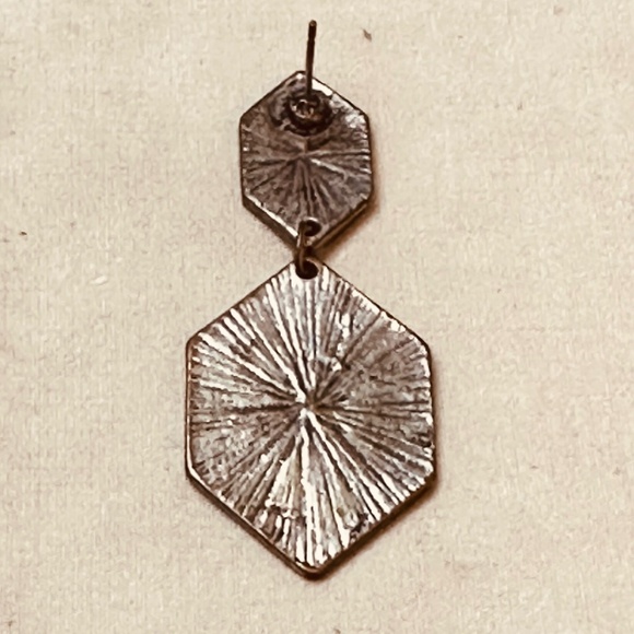 Silver Tone Post Earrings Tribal Rhombus-Shaped Hexagon Geometric Vintage - Picture 7 of 9